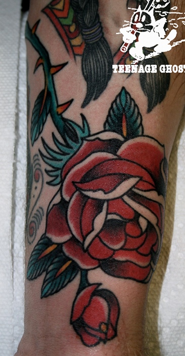 rose skull tattoo. Tattoo-skull-rose. skulls and
